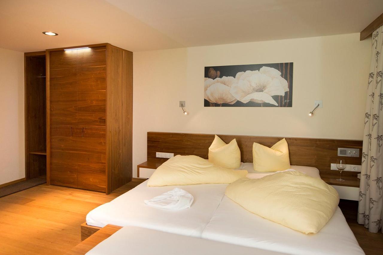 Hotel Edelweiss 카우넬탈 외부 사진